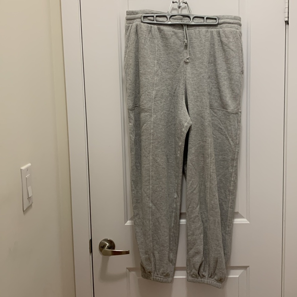 New YogaLicious Jogger pants XL
